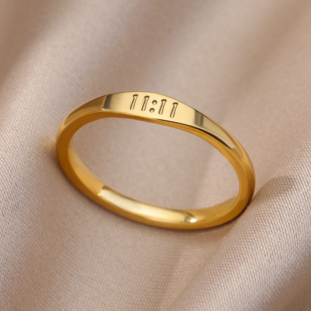 MILA 11:11 Ring