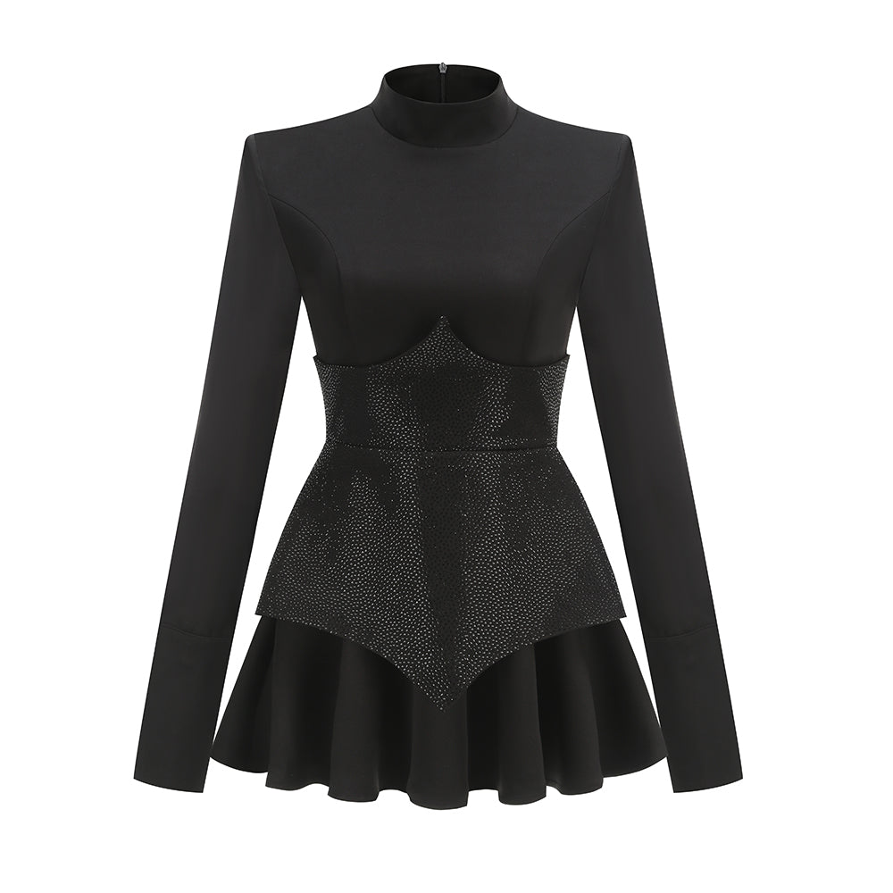 MINI-KLEID MIT KRISTALLEN UND A-LINIE