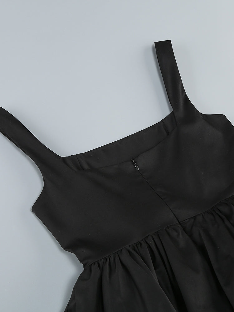 BALLKLEID-STIL MIT RÜSCHEN