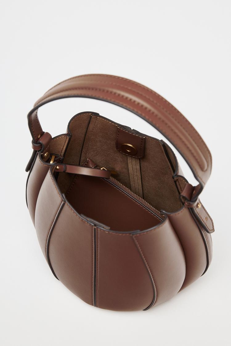 SCHULTERTASCHE IM BEUTELTASCHEN-STIL