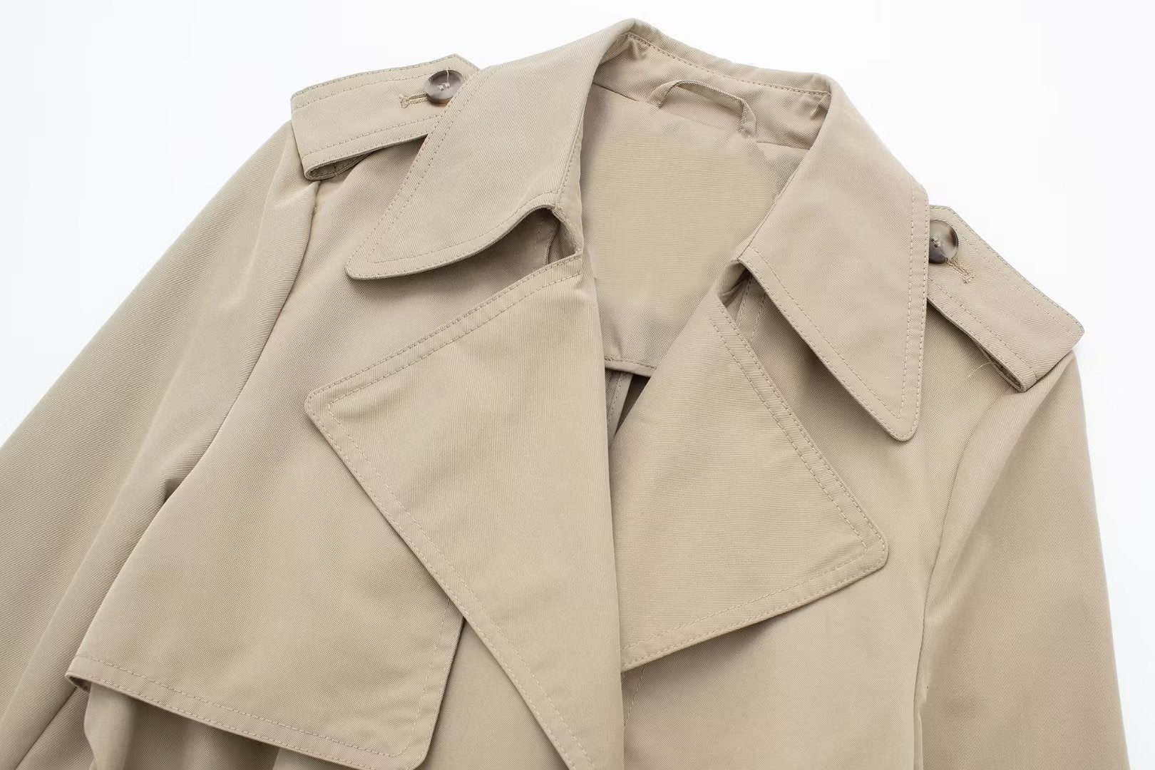 CLASSIC BEIGE TRENCH COAT