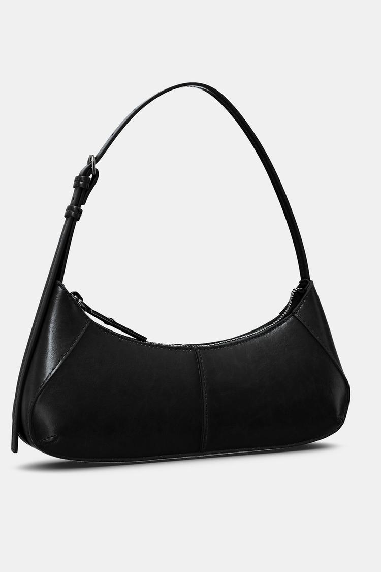 HALBMONDFÖRMIGE SCHULTERTASCHE