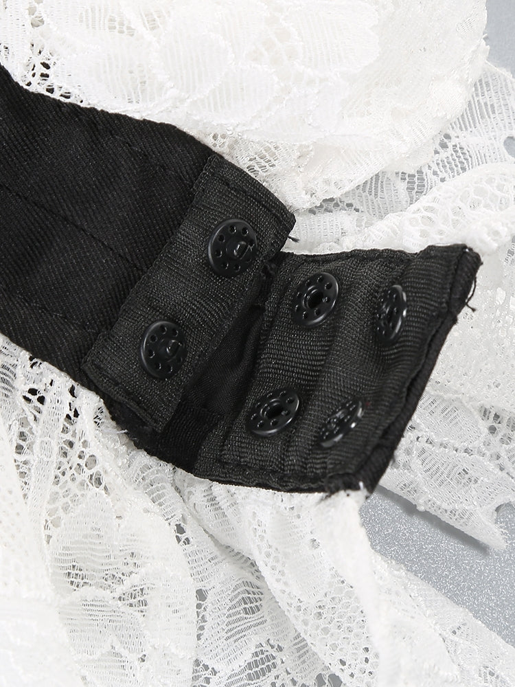 BLAZER-STIL MIT SPITZEN-DETAILS