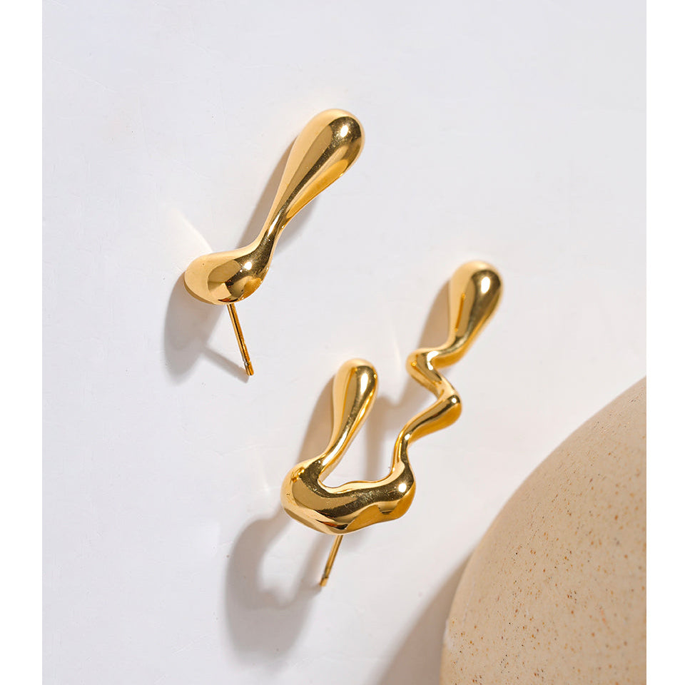 ASYMMETRISCHE STATEMENT-OHRSTECKER