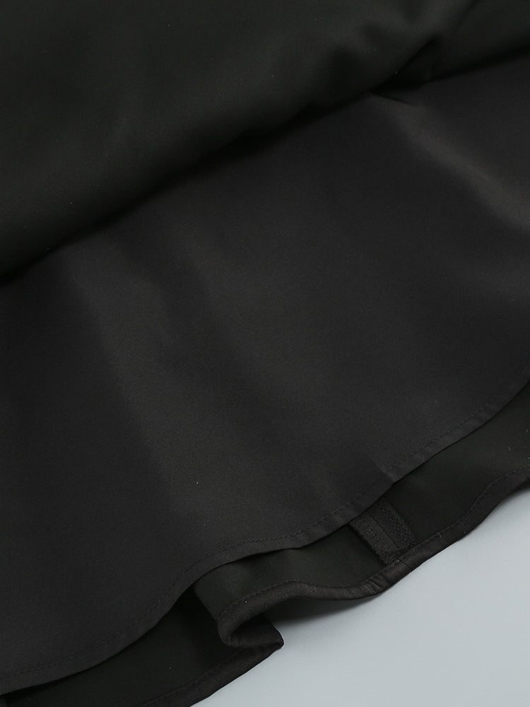 MINI-KLEID MIT KRISTALLEN UND A-LINIE