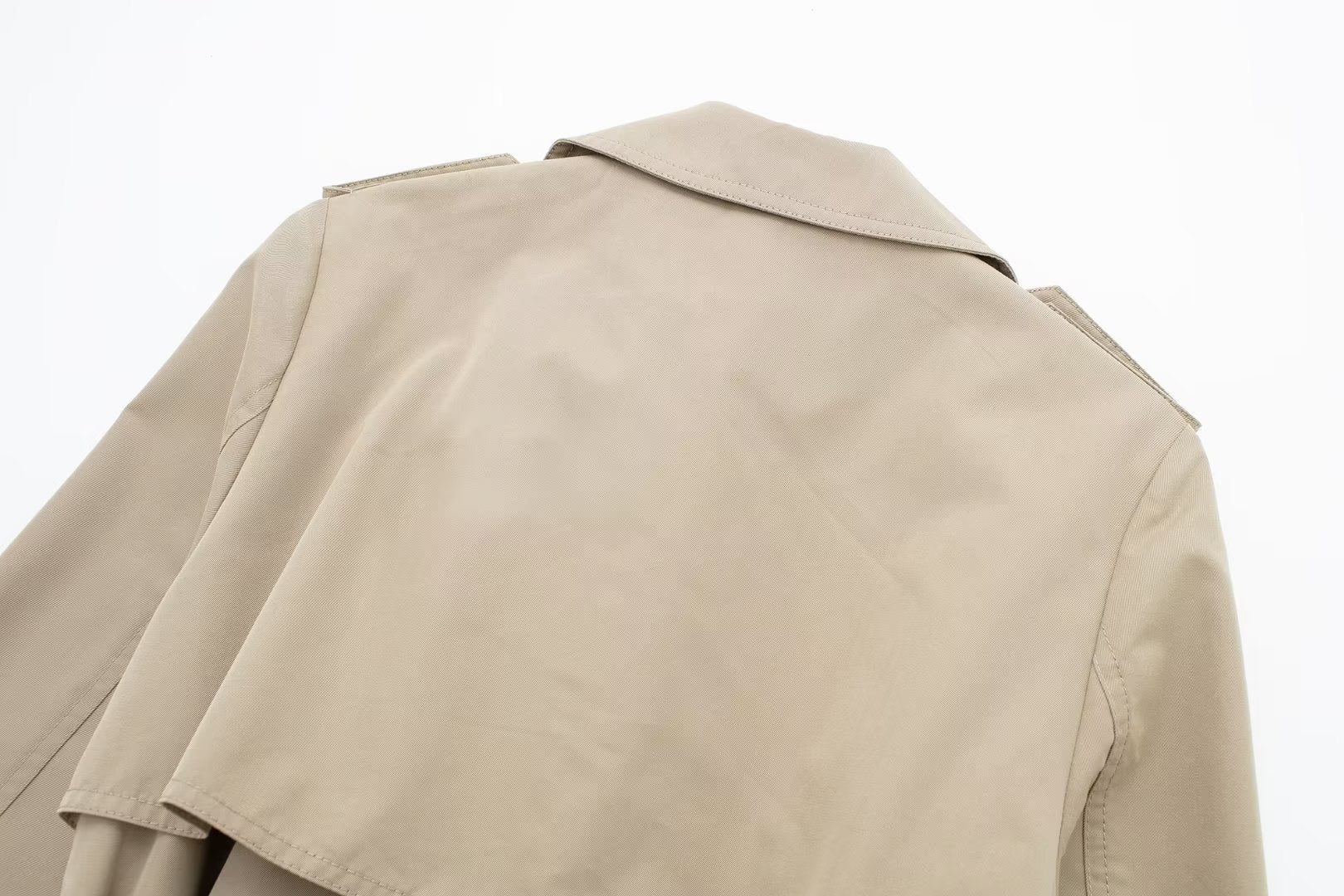 CLASSIC BEIGE TRENCH COAT