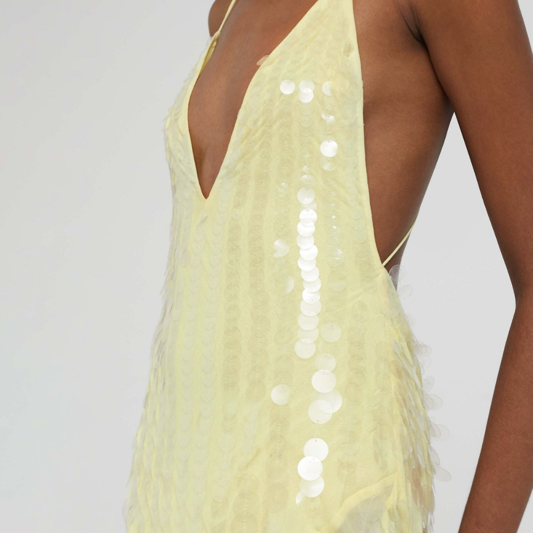 MAXI-ABENDKLEID MIT PAILLETTEN