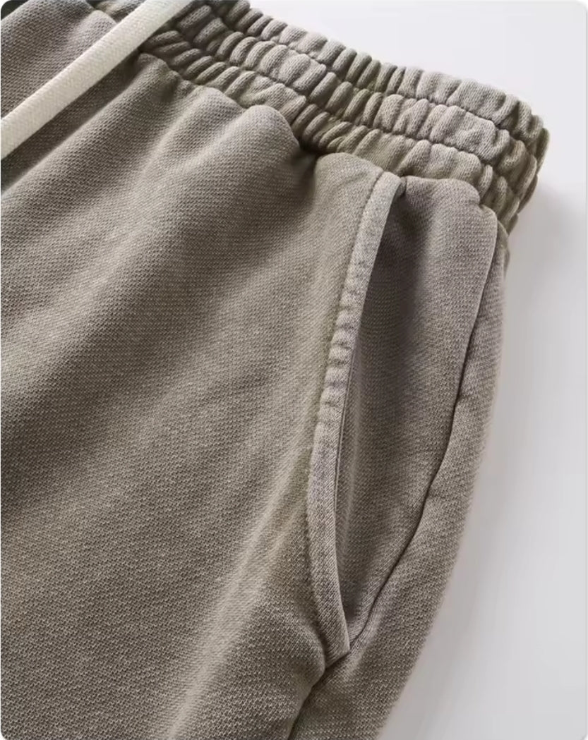 LOUNGE-JOGGER MIT WEITEM BEIN